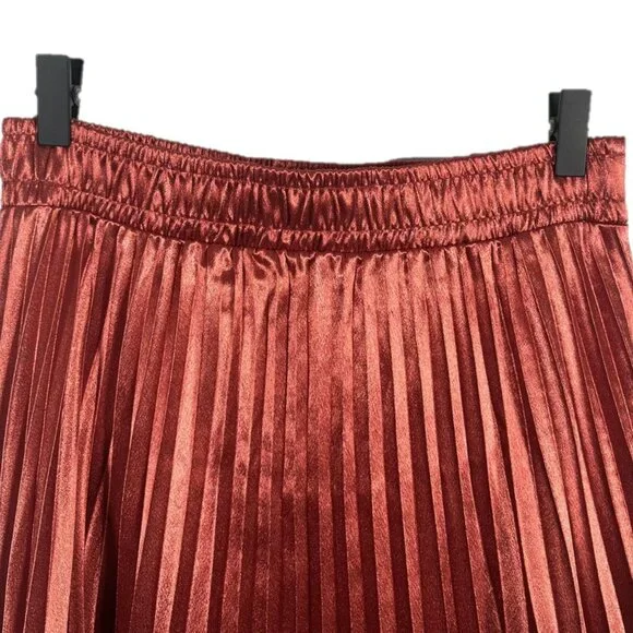 Love Poem by Block Shiny Pleated Midi Skirt Size Large - Picture 2 of 4